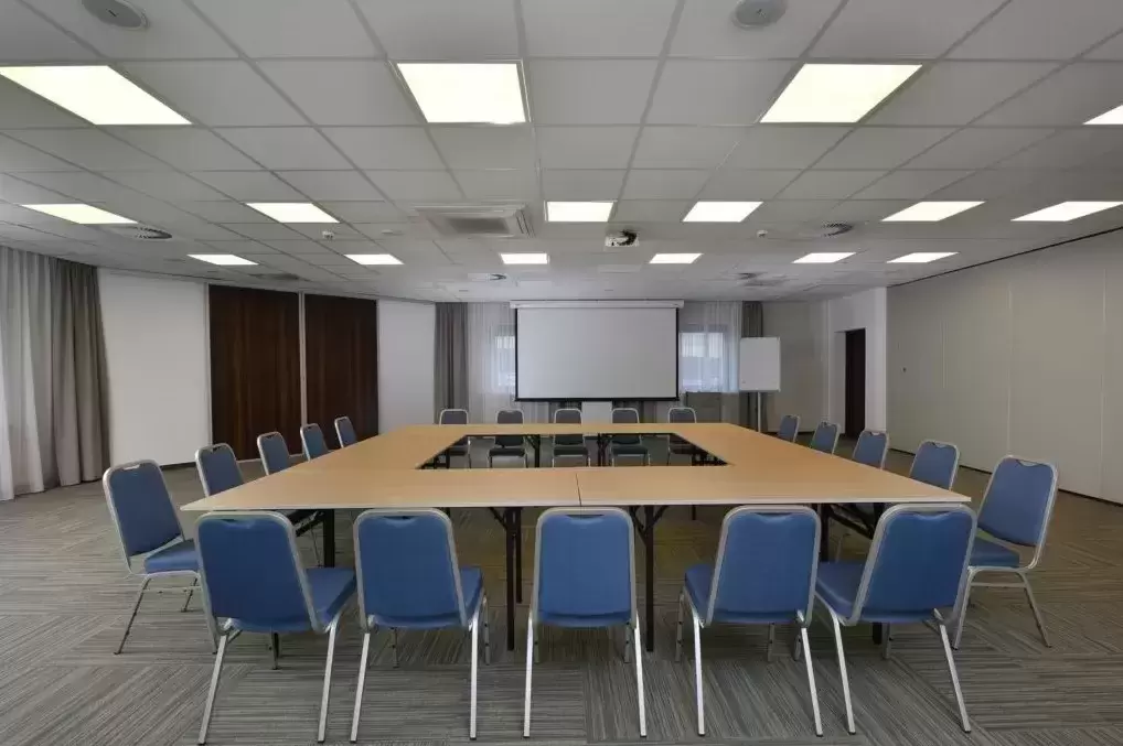 Gdzie w kujawsko-pomorskich stronach można zorganizować wydarzenie na 200 os&oacute;b?