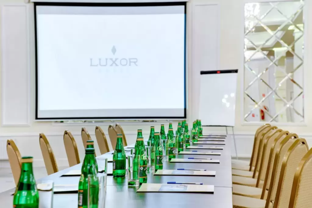 Jakie obiekty w wojew&oacute;dztwie lubelskim posiadają odpowiednie sale na 300 gości?&nbsp;