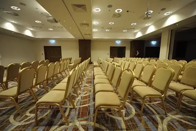 Gdzie&nbsp; w regionie podkarpackim zorganizuję event firmowy&nbsp;na 200 os&oacute;b?