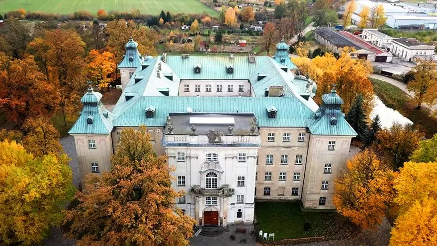 Przestrzenie na spotkania posiadające zabytkową architekturę&nbsp;