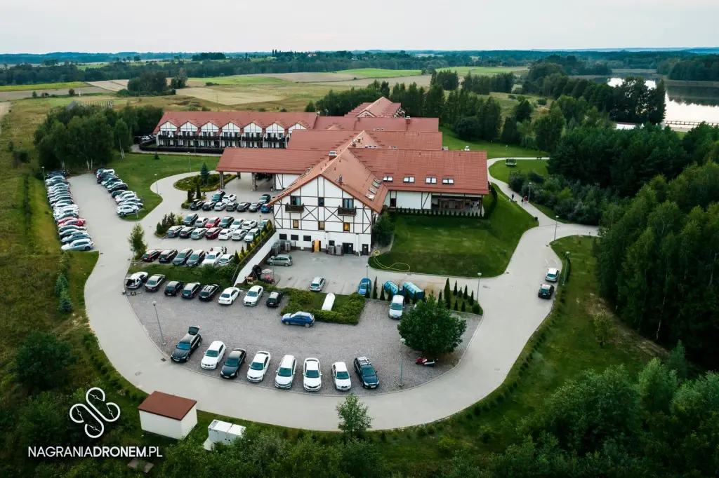 Hotel na Mazurach – idealne miejsce na relaks w Mikołajki Resort Hotel & SPA