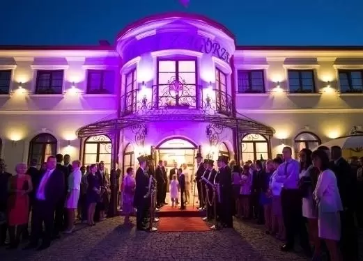 WILLA ZAGÓRZE – 7 km od Warszawy