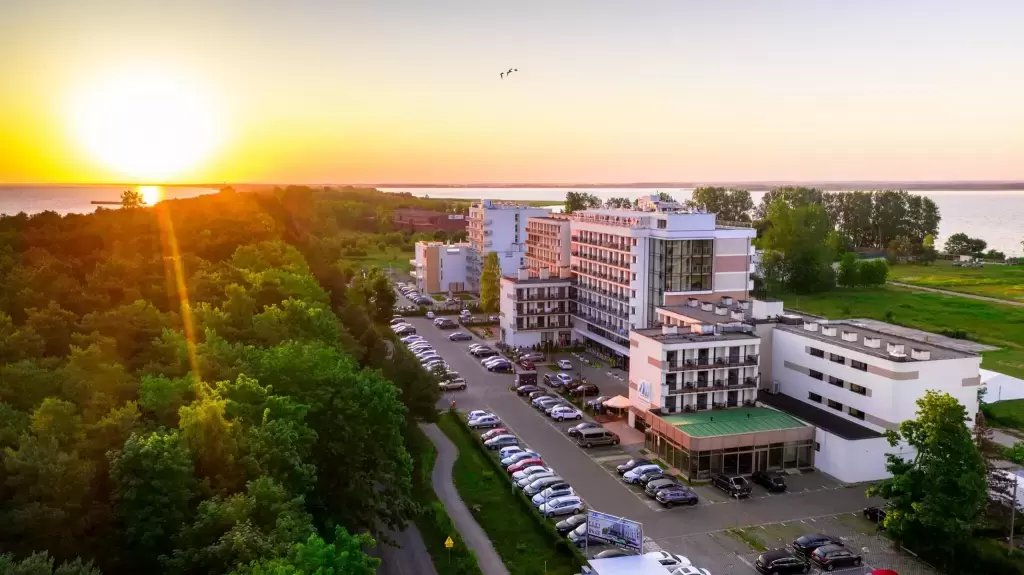 6. Blue Marine Mielno***